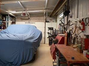 Barn garage & workshop