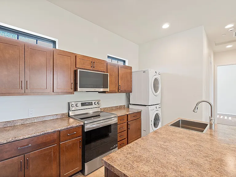 37430 Leta Dr — Photo 9