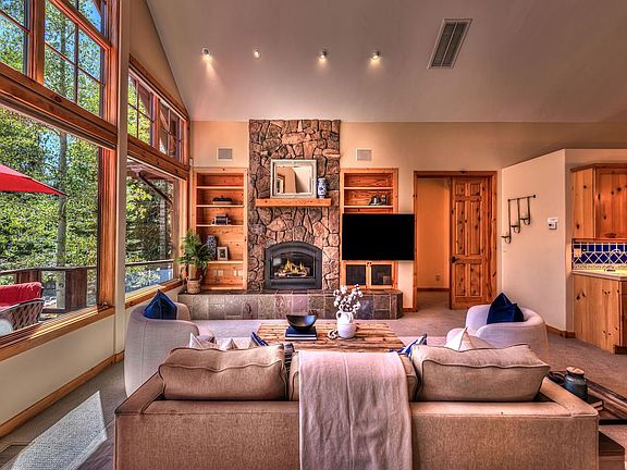 2nd image of 2107 Eagle Feather Ct