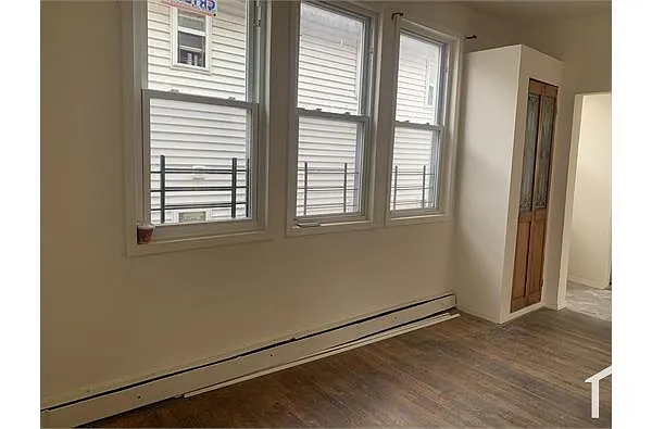 Building Photo - 536 Beach 67th St #3