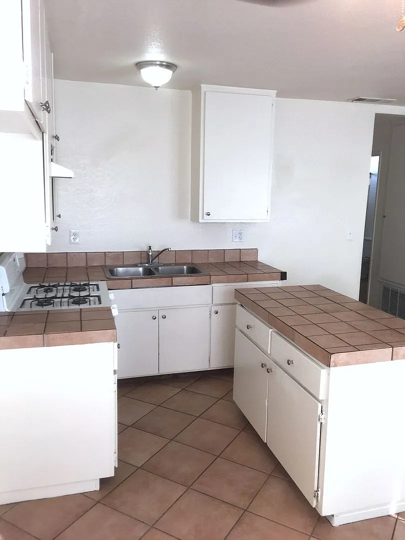 Harvill 3741 — Photo 3