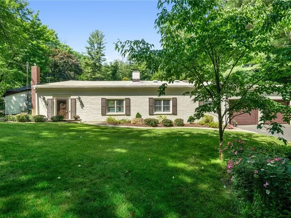 379 Crow Hill Road, Mount Kisco, NY 10549