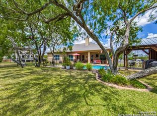 605 Broken Spur Rd, La Vernia, TX 78121