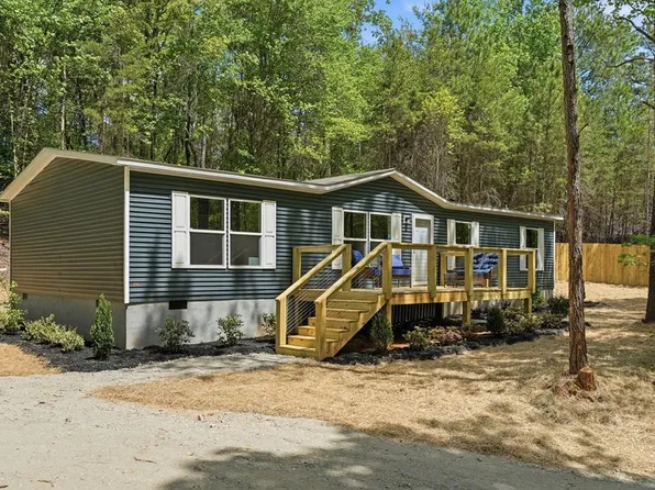 90 English Ct, Dahlonega, GA 30533