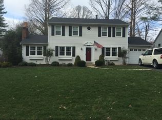 7506 Ramblewood Ct, Annandale, VA 22003