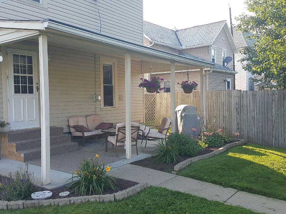 2nd image of 519 N Wooster Ave