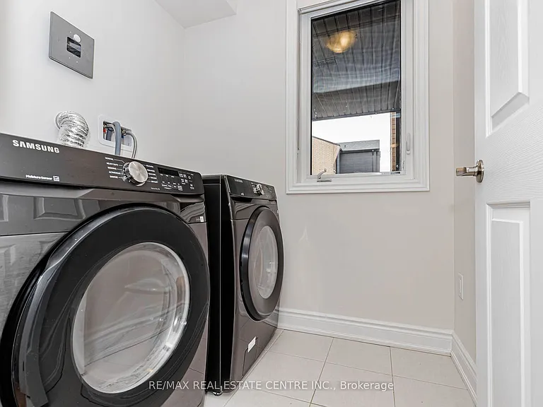 3 Marvin Ave — Photo 21