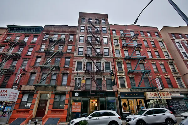 167 Mott St In Little Italy Sales Rentals Floorplans Streeteasy