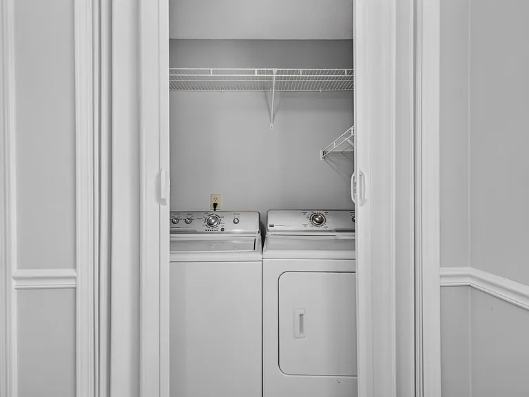11 Julius Cir — Photo 17