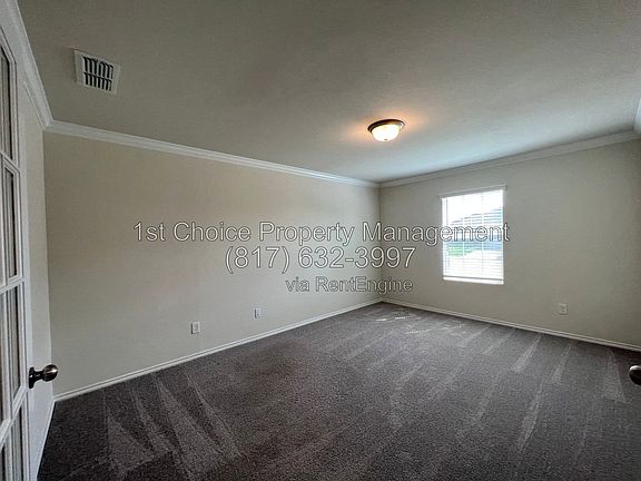 5th image of 16013 Crews Ave