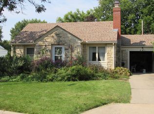 861 SW Webster Ave, Topeka, KS 66606