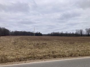 9323 E Kendaville Rd, Vestaburg, MI 48891