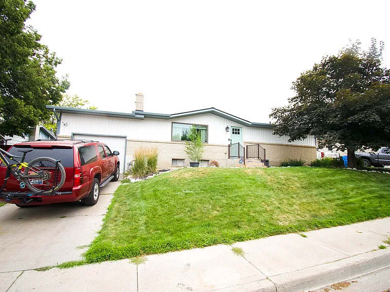 982 Jessie Ave — Photo 28