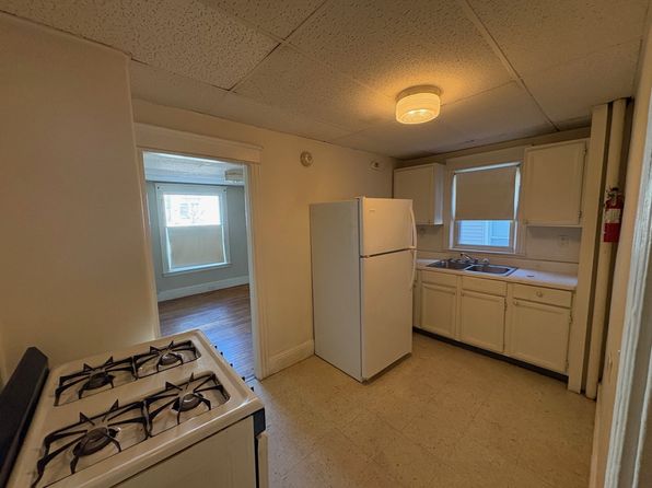 80 Grant St #1