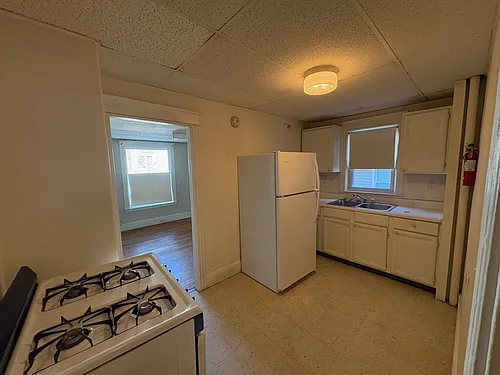 80 Grant St #1 Photo 1