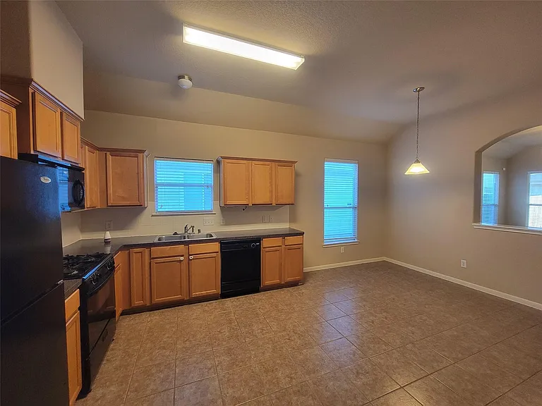 4238 Barossa Valley Ln — Photo 6