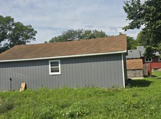 610 1/2 4th St NW, Watertown, SD 57201