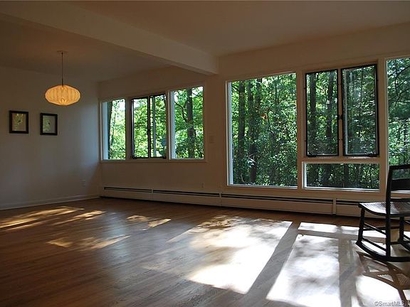 5th image of 68 N Lake Dr #68