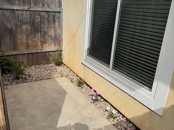 2nd image of 1050 Beryl St APT C
