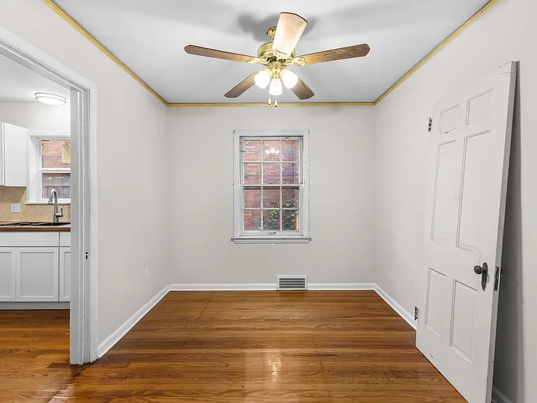 16520 Baylis St #2 — Photo 9