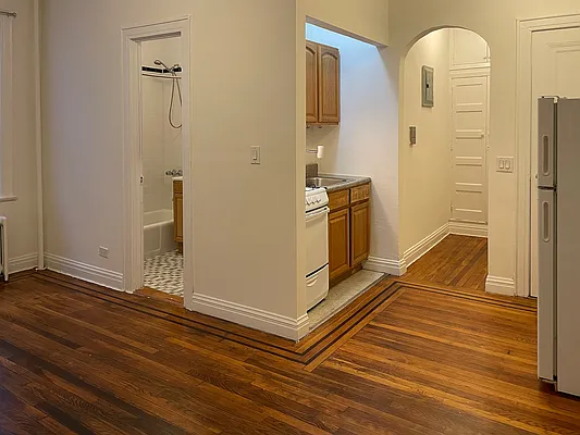 Rented by Steffan Olausson Partridge, LREB | media 18