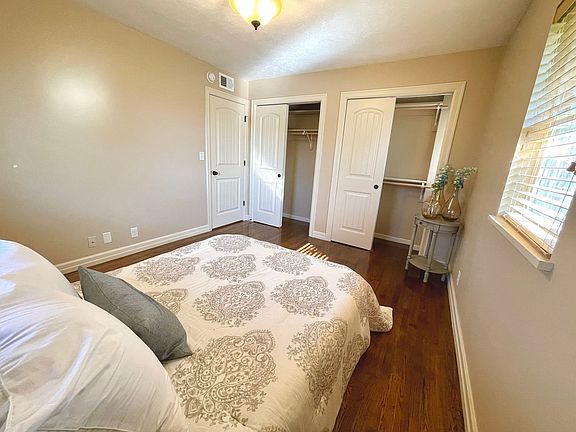 4th image of 603 S 35th Ave #5-A650
