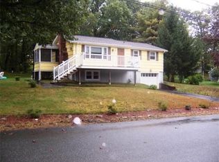 3 Ashcroft Ter, Groveland, MA 01834