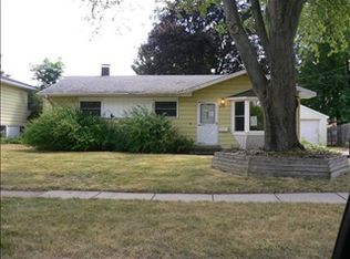 6715 Fescue St, Portage, MI 49024