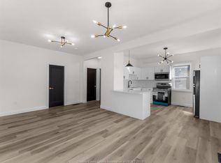 1067 Drouillard Rd #2, Windsor, ON N8Y 2P9