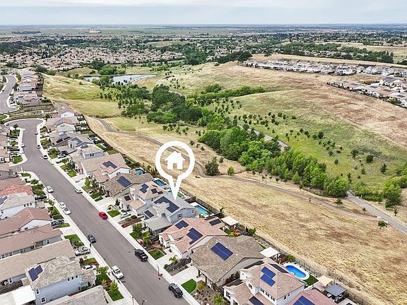 4th image of 2984 Ridgecrest Dr