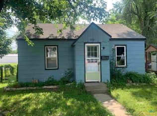 406 N 5th St, Calhoun, MO 64735