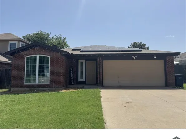 7013 Wagonwheel Rd, Fort Worth, TX 76133