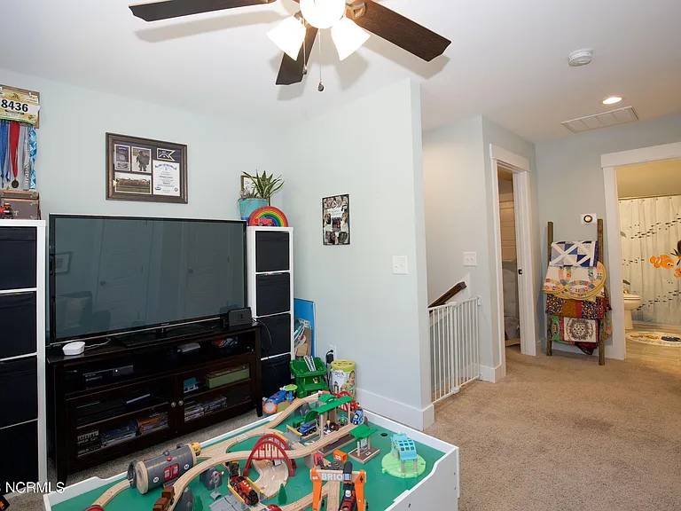 120 Lake Hills Rd — Photo 48