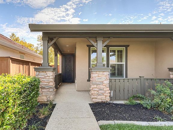 3rd image of 7408 Foxburgh Ct