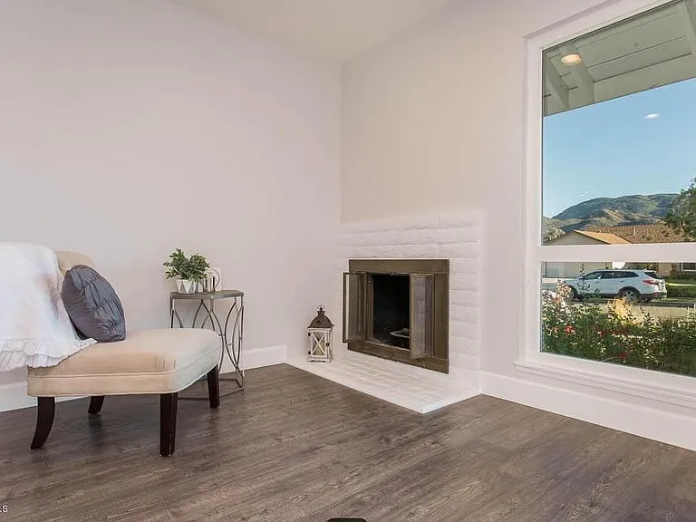 4127 Blackwood St — Photo 3