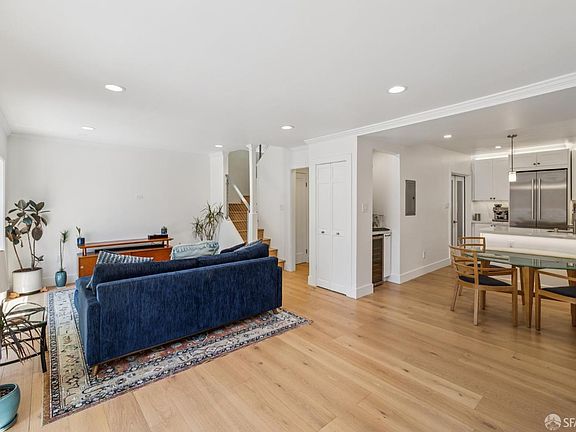5th image of 164-168 28th St