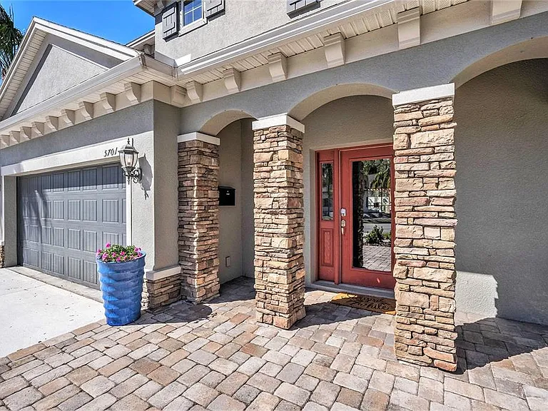 5701 S Macdill Ave — Photo 2