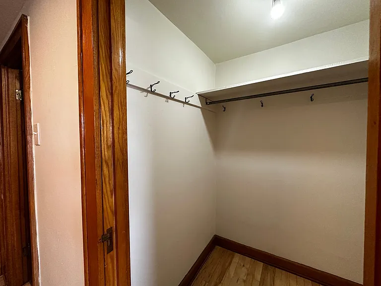 822 Pine St — Photo 7