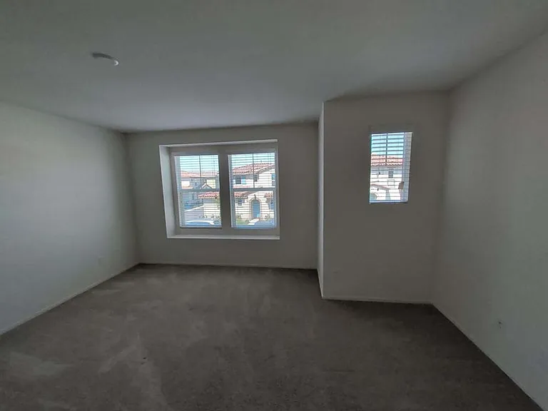 295 Fuerte Dr — Photo 20