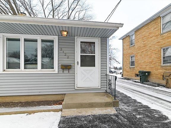 3rd image of 2122 East Johnson Street