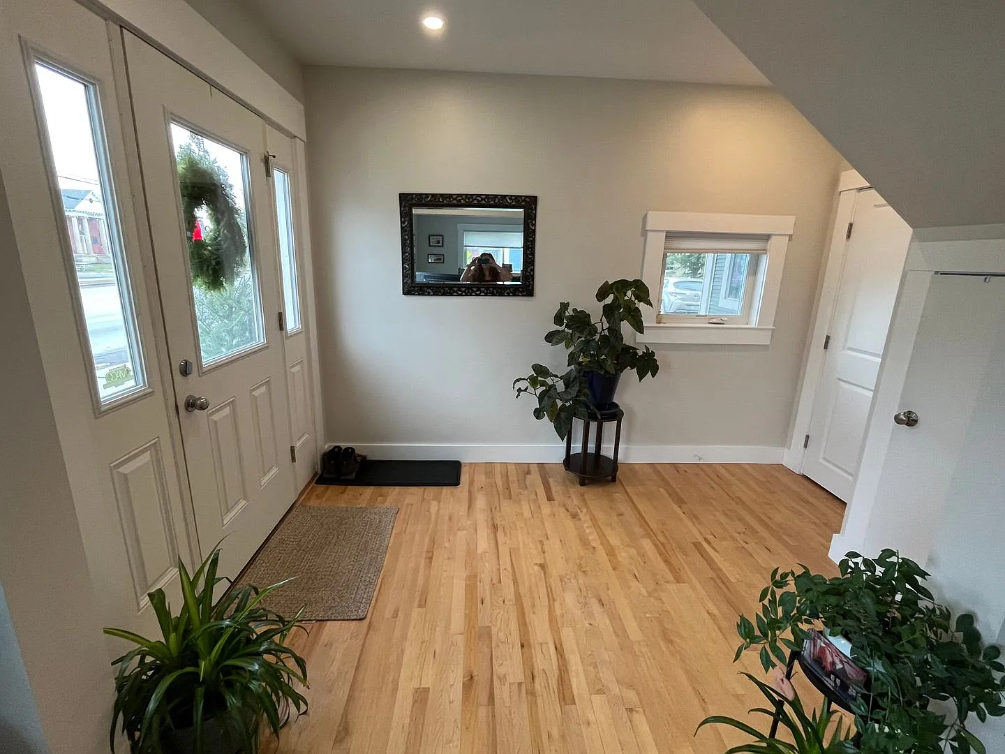 94 Upper Main Street — Photo 3