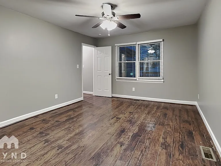 3504 Berdan Ct — Photo 6