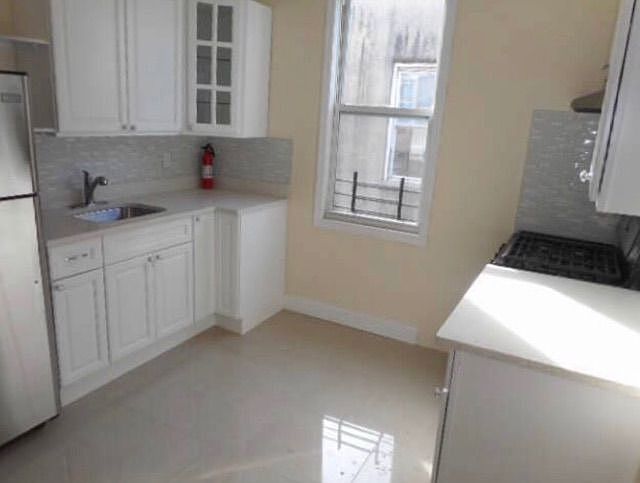 1st image of 1540 Leland Ave APT 2E