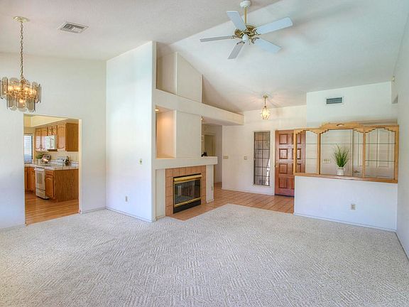 Living / Dining