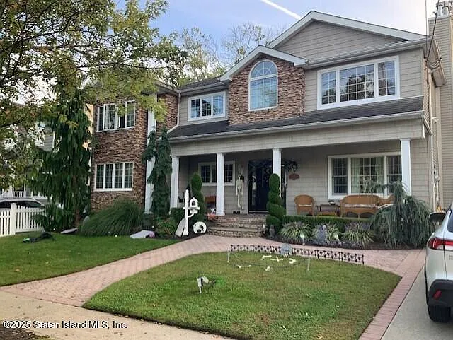 312 Preston Ave