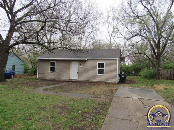 3377 SE Fremont St, Topeka, KS 66605