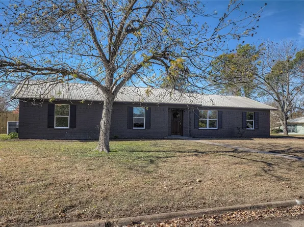 217 Lou St, Sulphur Springs, TX 75482