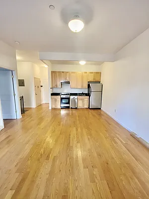 Rented by CMV Realty Inc. | media 24