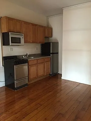 Rented by Gioia Realty | media 18