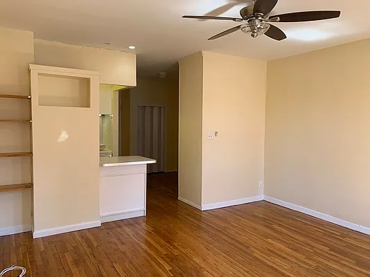 Rented by Limestone Realty Bklyn, LLC | media 10